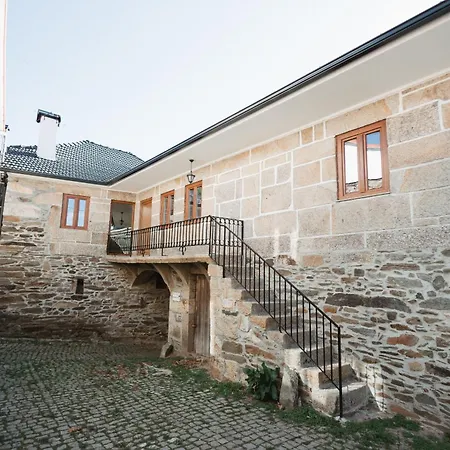 Casa Dos Costas 度假居 Parada de Ester