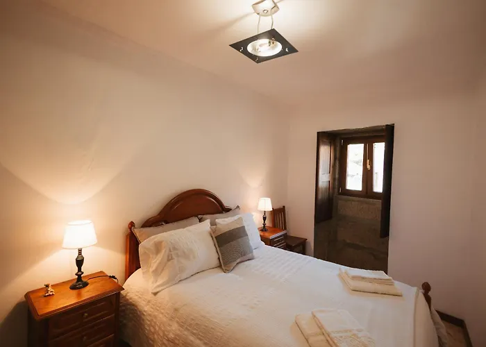 Casa Dos Costas בית נופש Parada de Ester