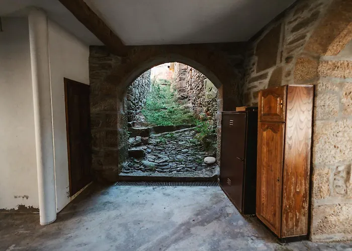 Casa Dos Costas * Parada de Ester